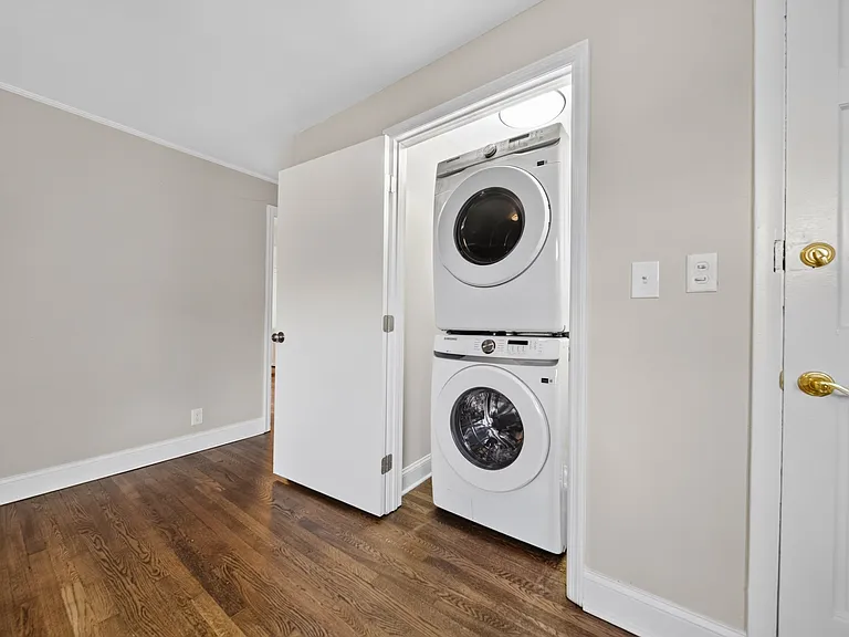 2209 Lindell Ave — Photo 16