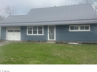 1421 Norwood Dr, Ashtabula, OH 44004