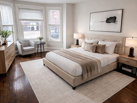 2nd image of 83 Chelsea St APT 1