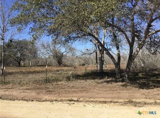 77 Country Acres Pr, Gonzales, TX 78629