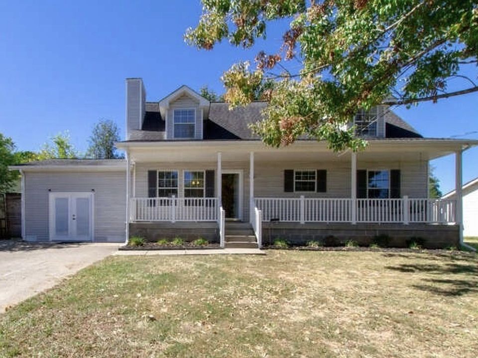 1st image of 205 Clearlake Dr