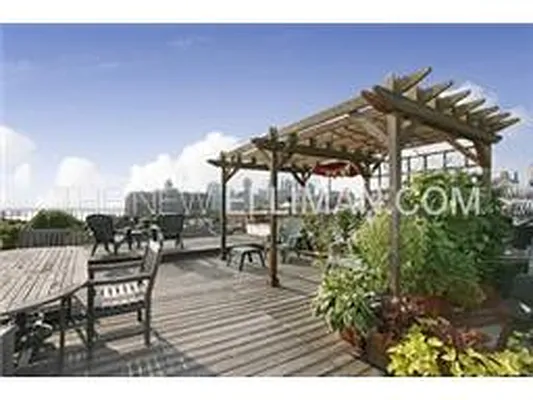 Sold by Douglas Elliman | media 24