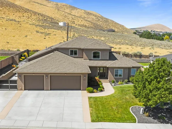 1221 Plateau Dr, Richland, WA 99352