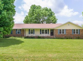 8310 Water Tower Rd, Ooltewah, TN 37363