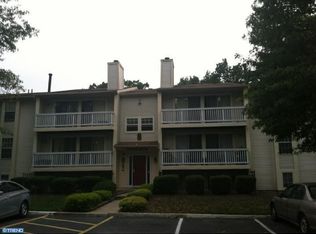 82 Kenwood Dr, Sicklerville, NJ 08081
