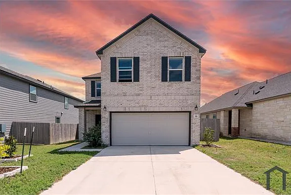 316 Bougainvillea Loop — Photo 1