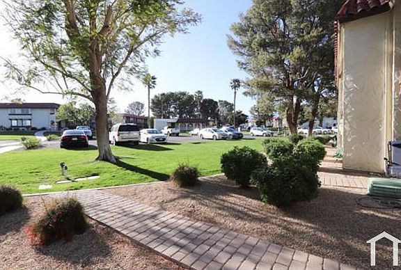 3rd image of 64285 Spyglass Ave Unit 25