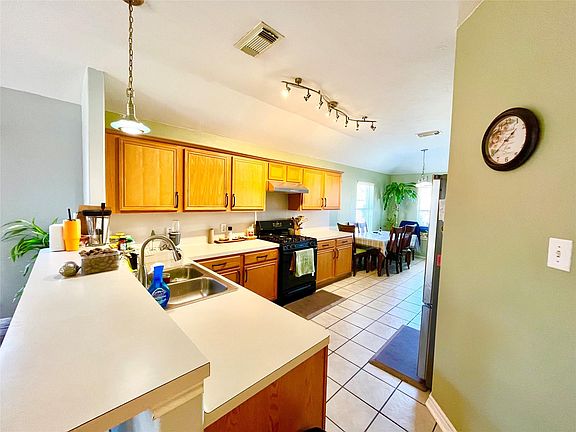 5th image of 13139 Cutler Ridge Ln