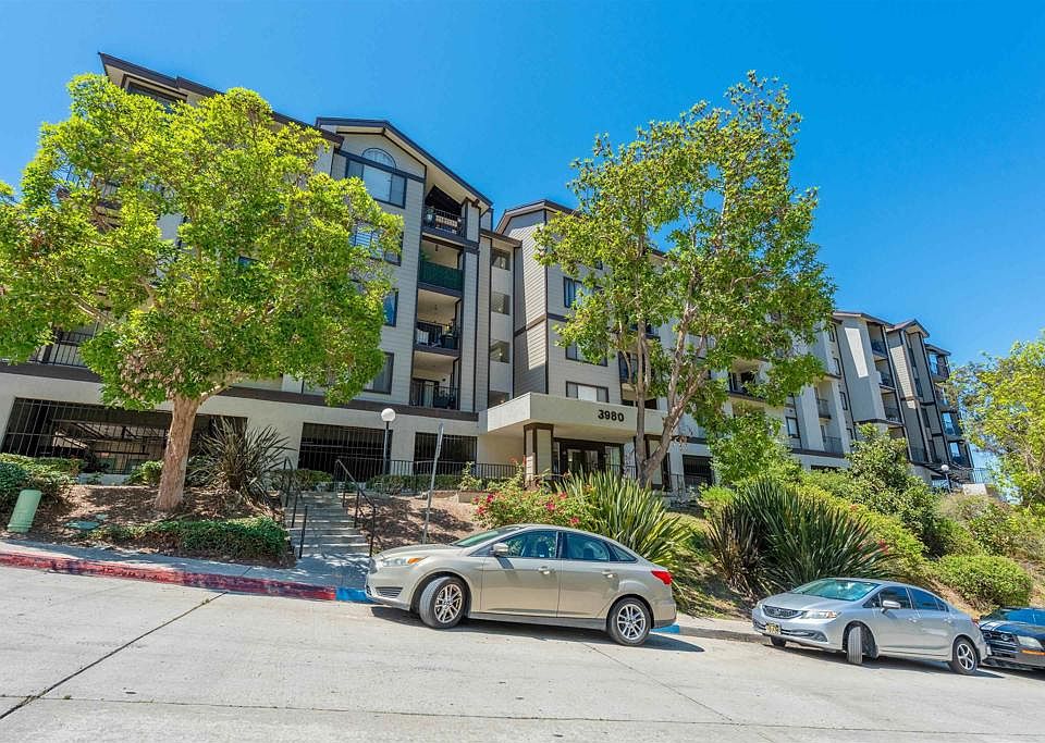 1st image of 3980 Faircross Pl Unit 11