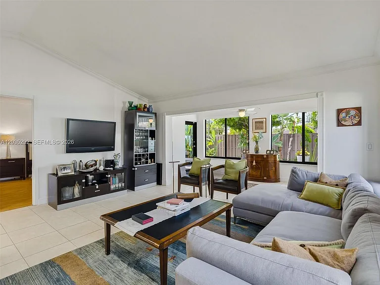 11472 SW 87th Ter — Photo 32