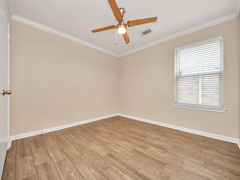 3815 Pebble Garden Ln — Photo 10