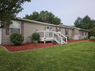 1697 E Chippewa River Rd, Midland, MI 48640
