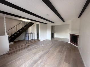 1922 Bath St APT 2, Santa Barbara, CA 93101