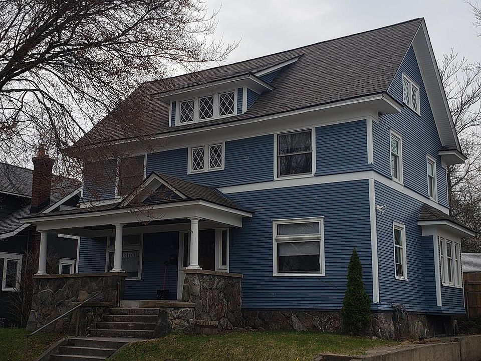 1st image of 409 Eureka Ave SE