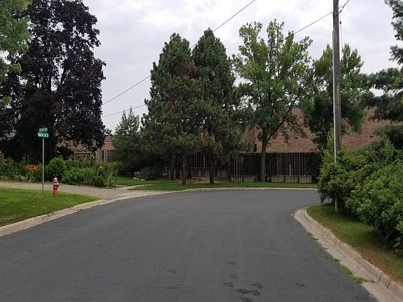 4th image of 9912 Harriet Ave S