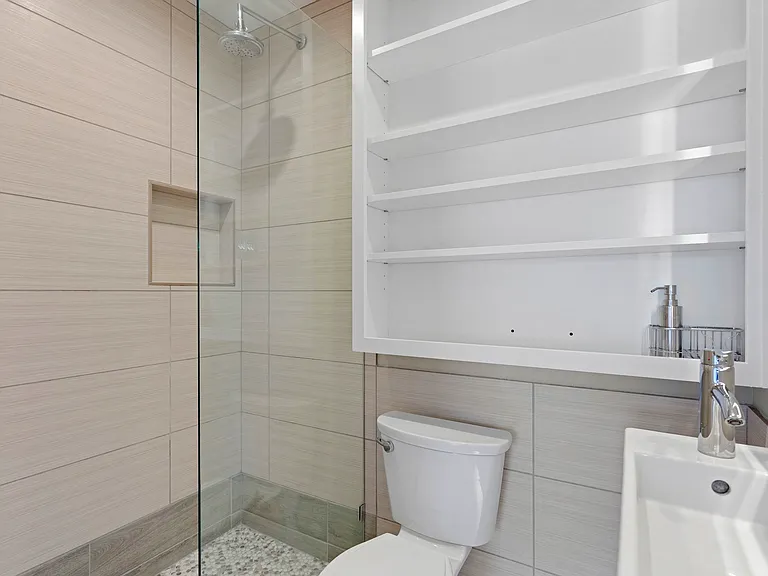 5025 Grand Ave #2 — Photo 13