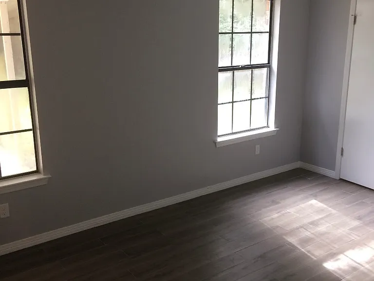 531 Templehill Dr — Photo 8