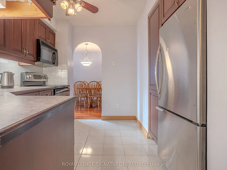 975 Warwick Ct #1608 — Photo 20