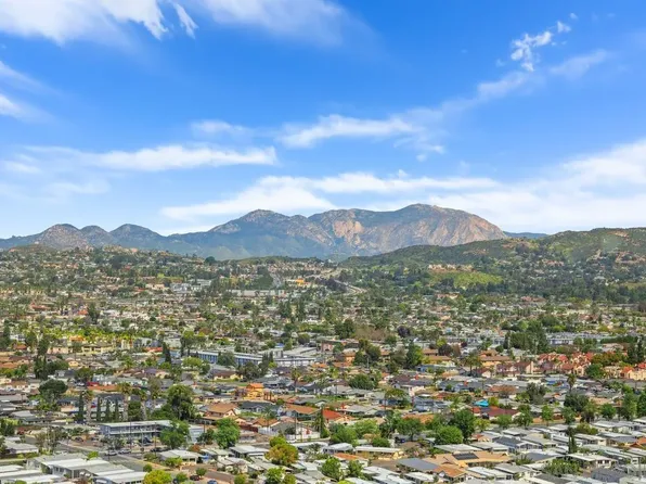 1216 Merritt Dr, El Cajon, CA 92020