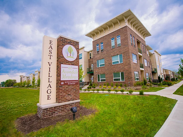 East Village at Avondale Meadows Apartments — Photo 11