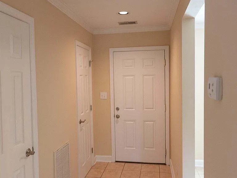 1 Forest Glen Dr #13 — Photo 2