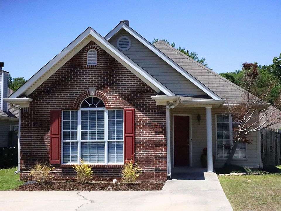 1st image of 216 Hidden Creek Dr