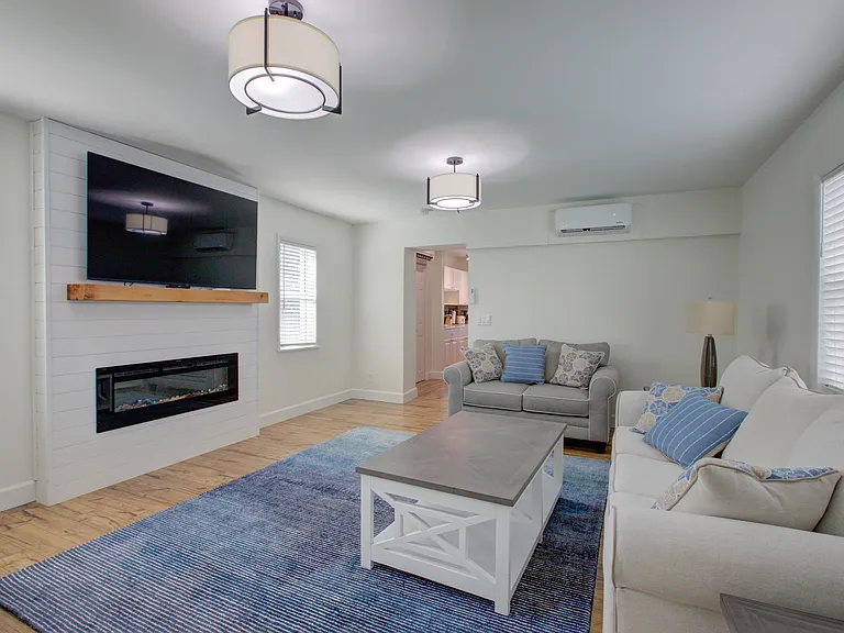 475 Seabrook Rd — Photo 17