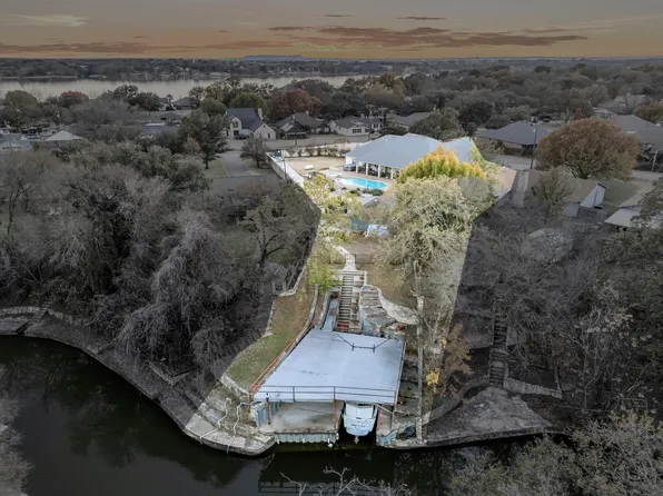 2801 Weylene Paseo St, Granbury, TX 76049