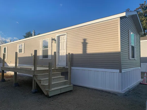 2 Bears Way, Somersworth, NH 03878