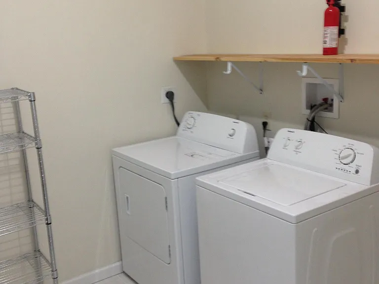 111 Fox Run Ln — Photo 3
