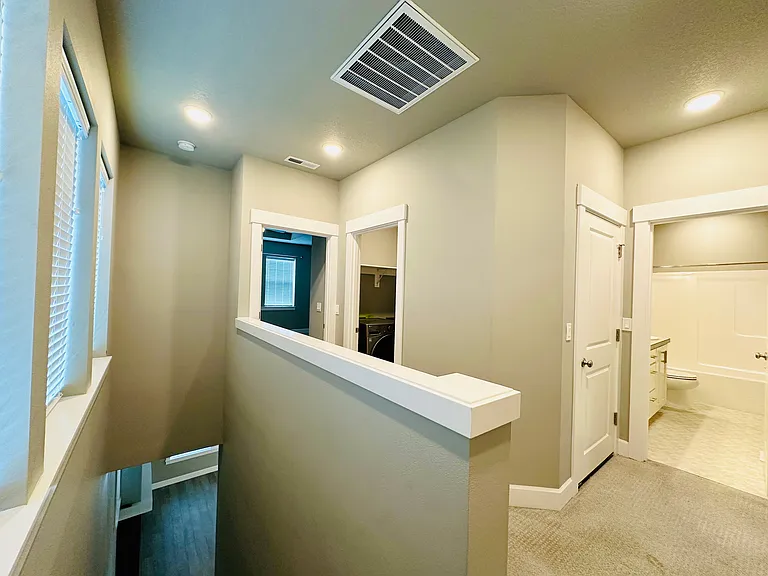 4105 SE 69th Ave — Photo 27
