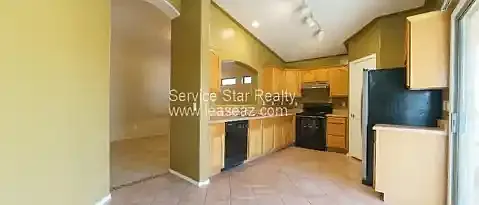 12417 W Scotts Dr — Photo 16