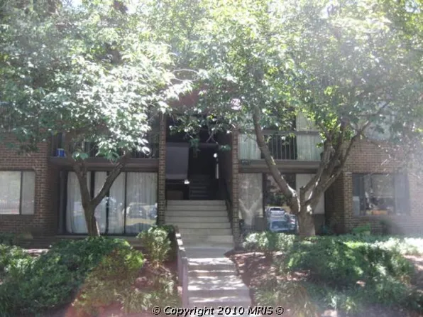 8717 Hayshed Ln, Columbia, MD