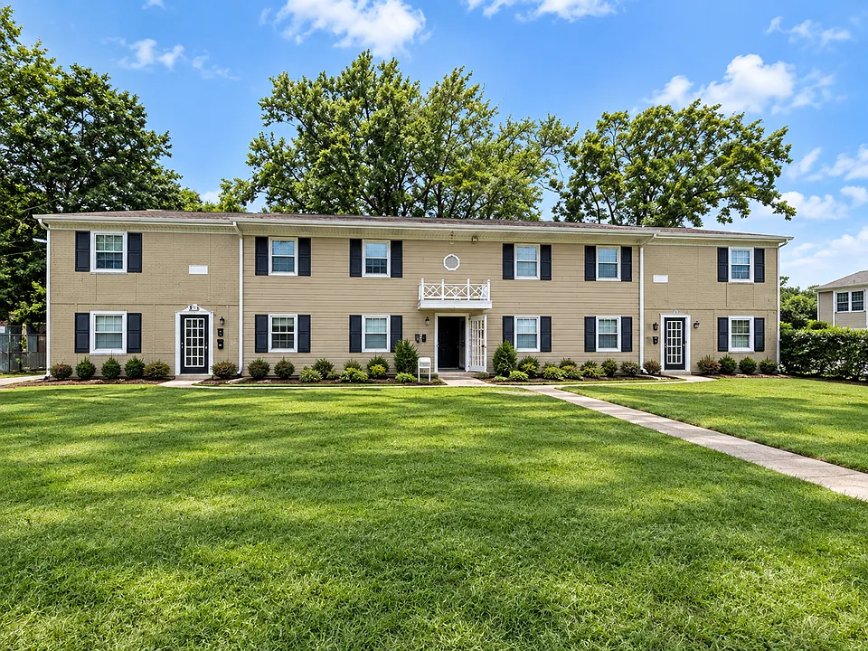 Red Oak Apartments