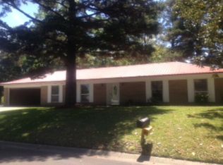 2601 Nina Dr, Picayune, MS 39466