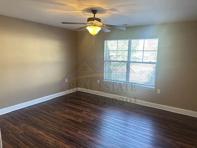 2 bed, 2.5 bath, 1102 sqft, $1,250 — Photo 4