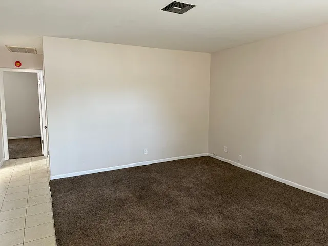 2 bed, 750 sqft, $1,000 — Photo 3