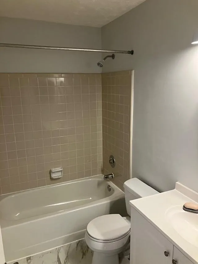 2 bed, 1200 sqft, $850 — Photo 2