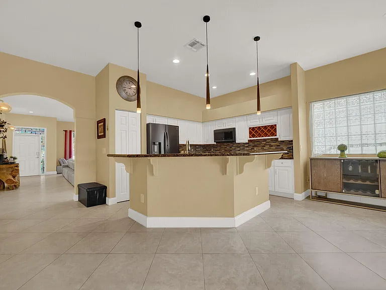 18453 Old Princeton Ln — Photo 12