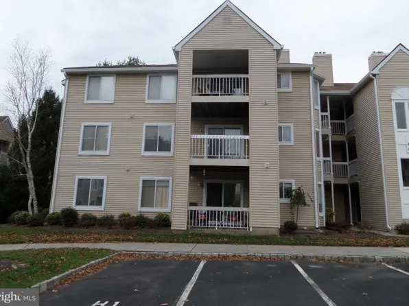 467 Silvia St #467, Ewing, NJ 08628