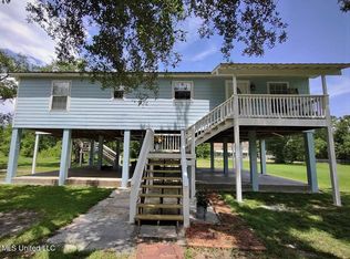 362 Hunter Ave, Pass Christian, MS 39571