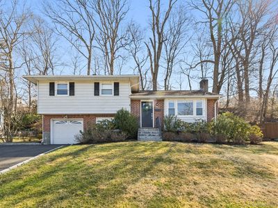 90 Wood Ridge Drive, Stamford, CT, 06905
