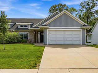 1041 Dubs Dr, Iowa City, IA 52246