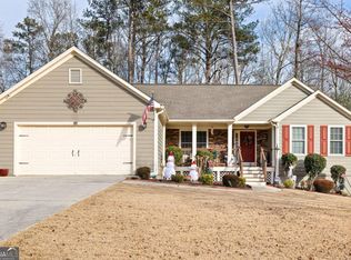 5292 Autumn Run Dr, Powder Springs, GA 30127
