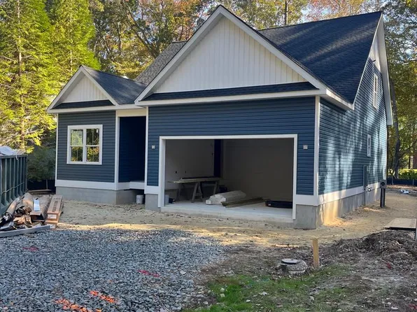 123 Windjammer Rd, Ocean Pines, MD 21811