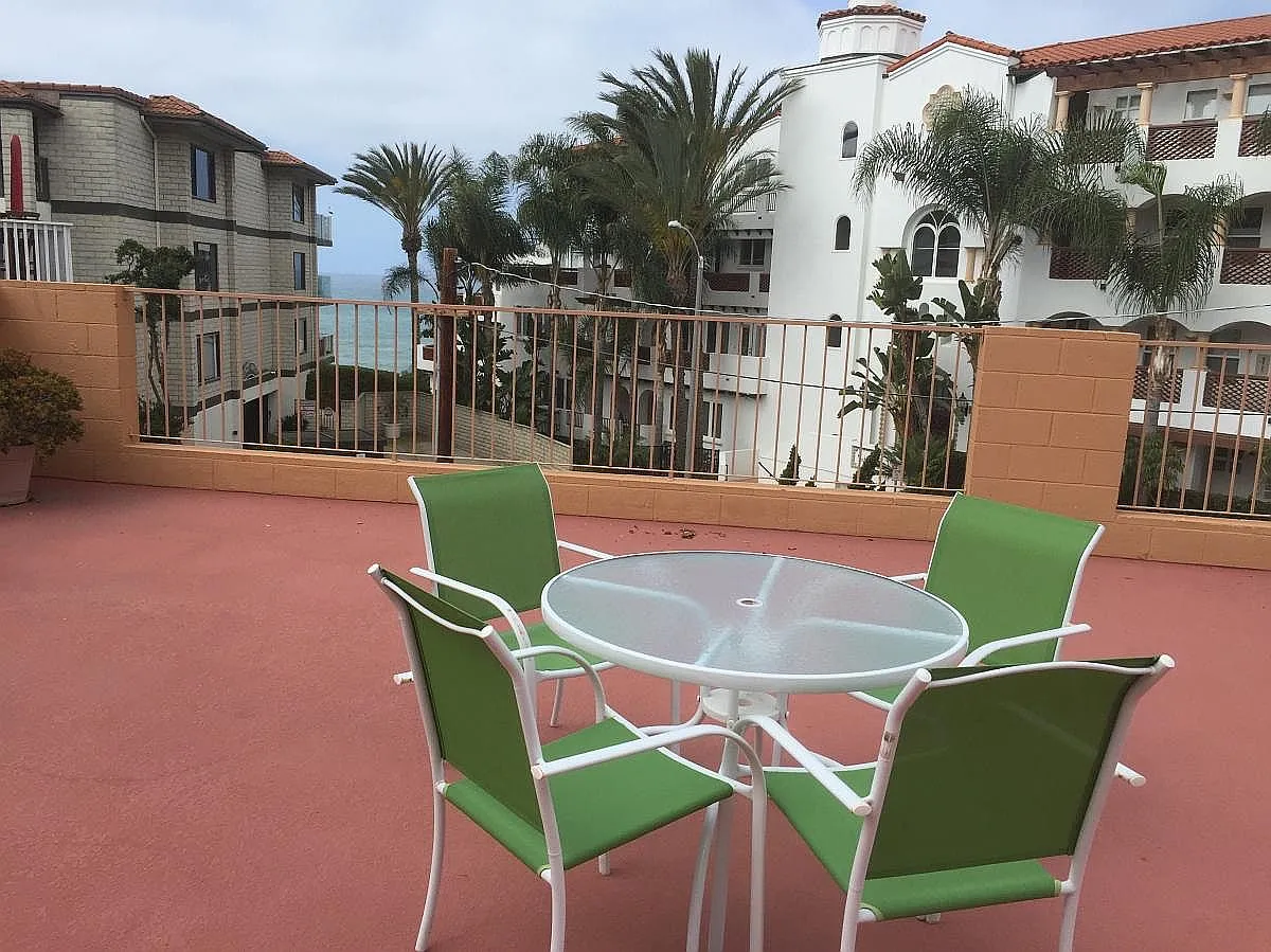 409 Arenoso Ln — Photo 4
