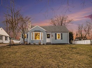 1431 Lawndale Rd, Elkhart, IN 46514