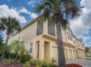 2732 Oakwater Dr, Kissimmee, FL 34747