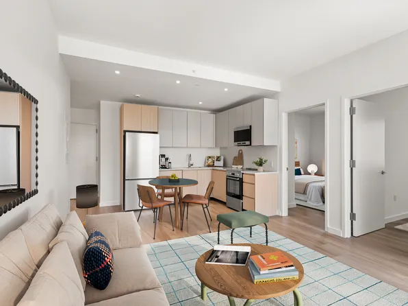 170 West 225th Street image 3 of 26