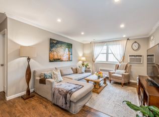 251-22 61st Ave #2, Little Neck, NY 11362